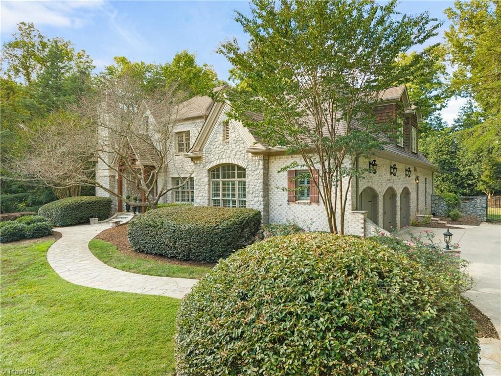 Stick/Site Built at 3721 Coral Garden Lane, Winston-Salem NC 27106, Winston-Salem, photo 5 of 100