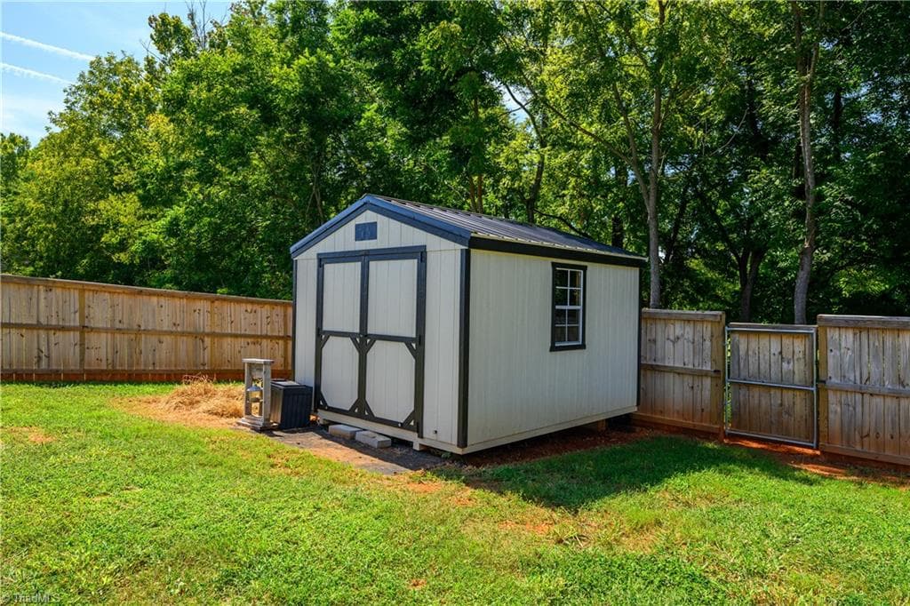 Stick/Site Built at 2023 Rosebank Way, Mebane NC 27302, photo 38 of 48