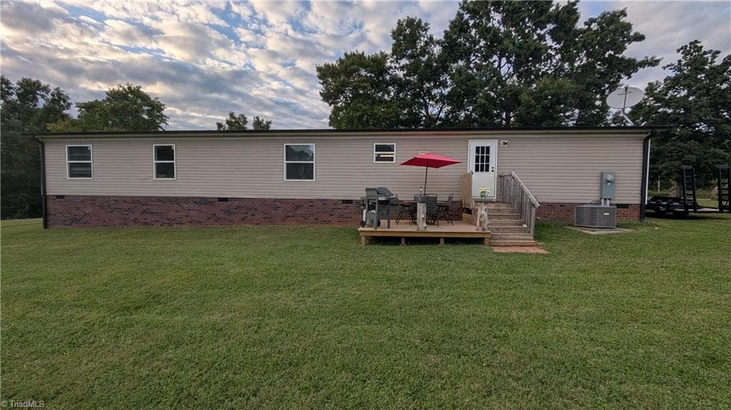 Manufactured Home at 3393 Fulton Road, Asheboro NC 27205, Asheboro, photo 7 of 98