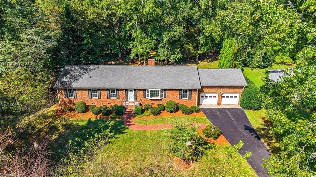 Stick/Site Built at 4503 Doncaster Drive, Greensboro NC 27406, photo 28 of 29