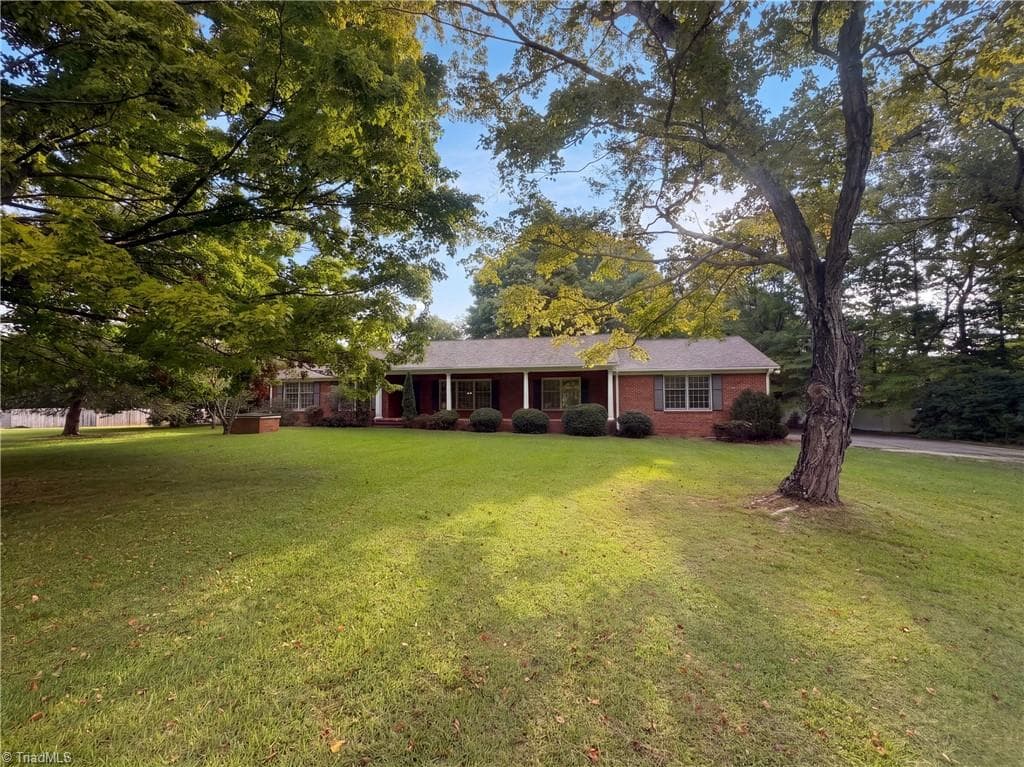 Stick/Site Built at 3828 Waterview Road, High Point NC 27265, photo 17 of 18