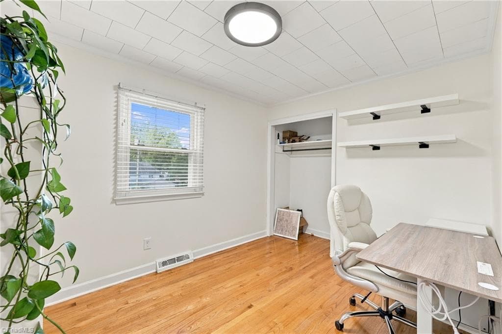 Stick/Site Built at 2112 Joyce Court, Burlington NC 27217, Burlington, photo 12 of 44