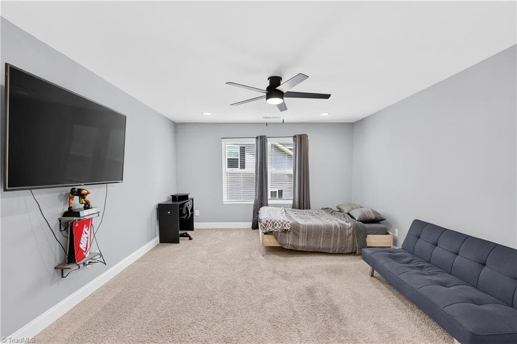Stick/Site Built at 1671 Coopers Hawk Drive, Kernersville NC 27284, photo 25 of 30
