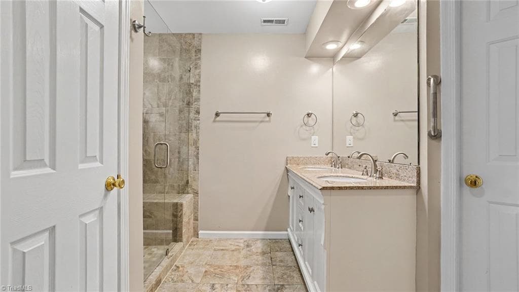 Stick/Site Built at 2800 Shadowbrook Lane, Winston-Salem NC 27103, photo 18 of 27