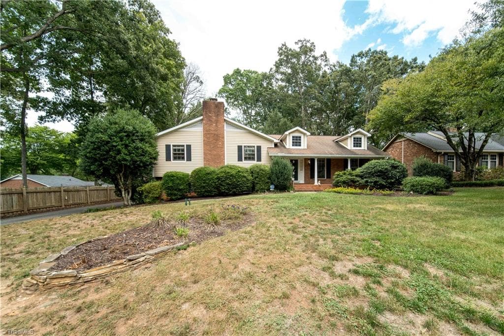 Stick/Site Built at 321 Stanaford Road, Winston-Salem NC 27104, Winston-Salem, photo 2 of 35