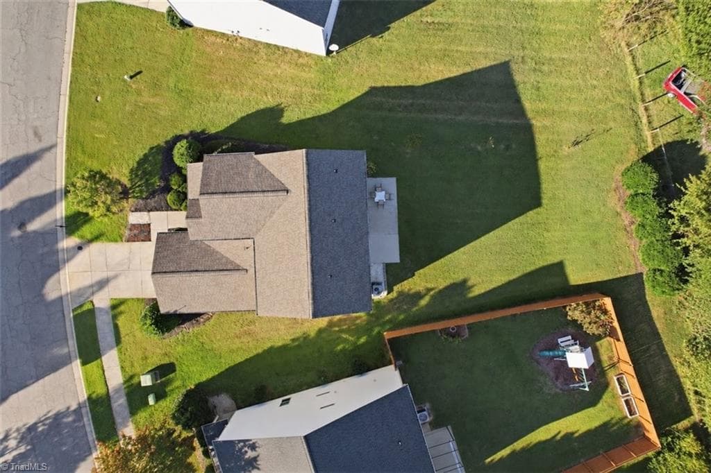 Stick/Site Built at 4562 Westhill Place, Kernersville NC 27284, photo 42 of 44