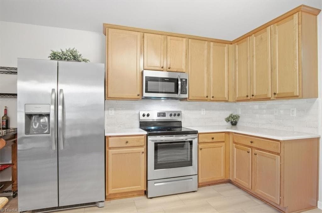 Stick/Site Built at 4562 Westhill Place, Kernersville NC 27284, photo 13 of 44