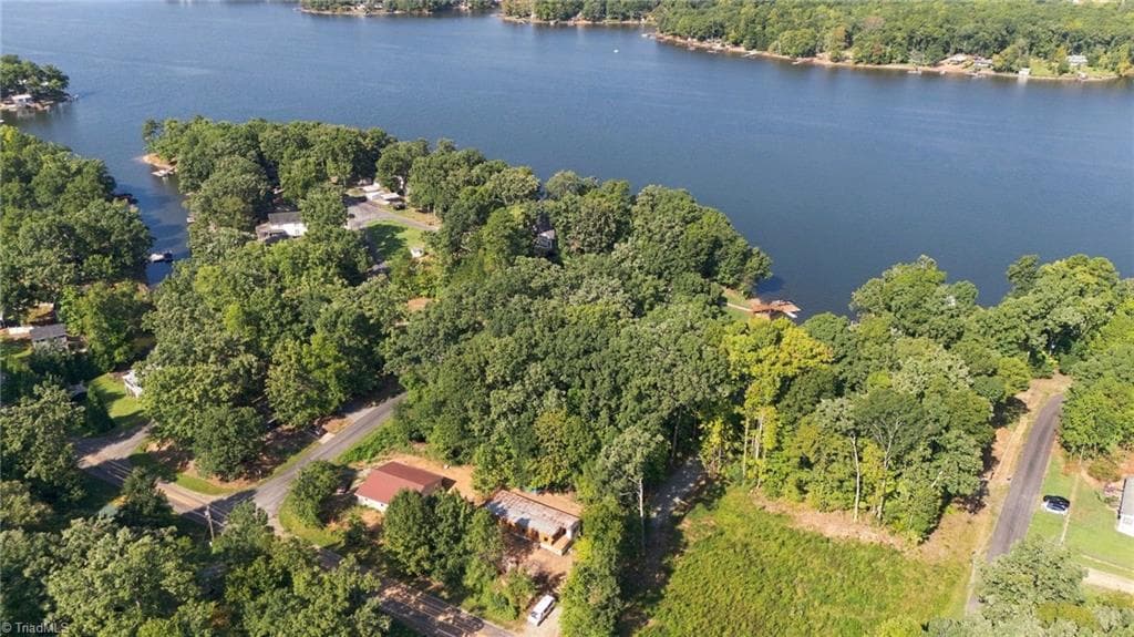 Single Family Residence at 154 Sunset Boulevard, Lexington NC 27292, Lexington, photo 10 of 13