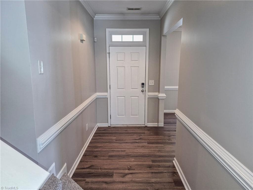 Stick/Site Built at 4061 Fountain Grove Drive, High Point NC 27265, photo 2 of 26