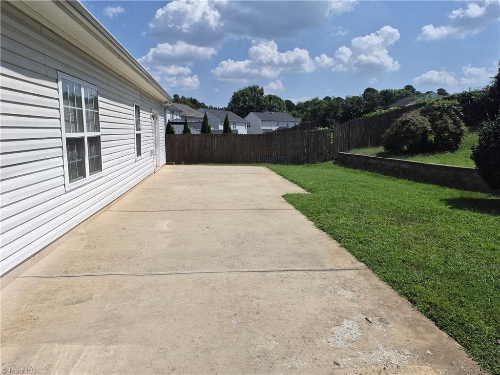 Stick/Site Built at 4061 Fountain Grove Drive, High Point NC 27265, photo 25 of 26