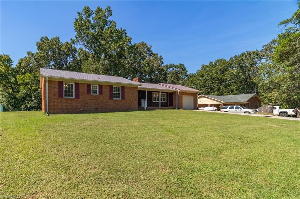 115 Monroe Drive, Lexington NC 27292