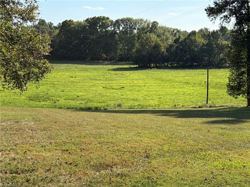 Stick/Site Built at 1516 W Fairfield Drive, Mount Airy NC 27030, Mount Airy, photo 11 of 68