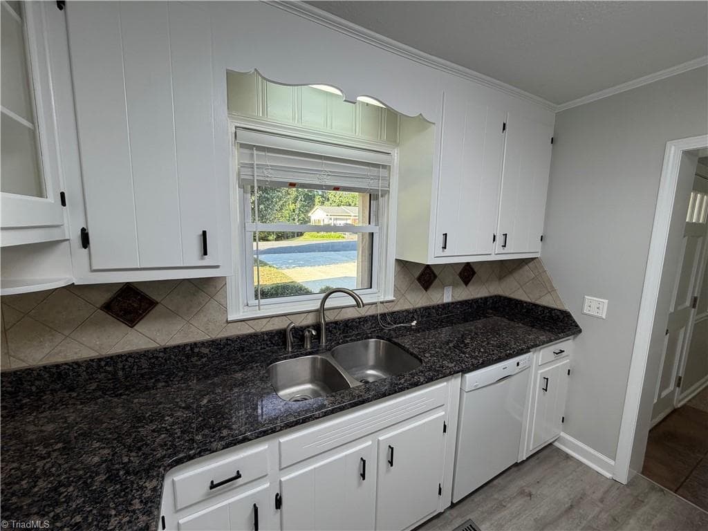Stick/Site Built at 1516 W Fairfield Drive, Mount Airy NC 27030, Mount Airy, photo 25 of 68
