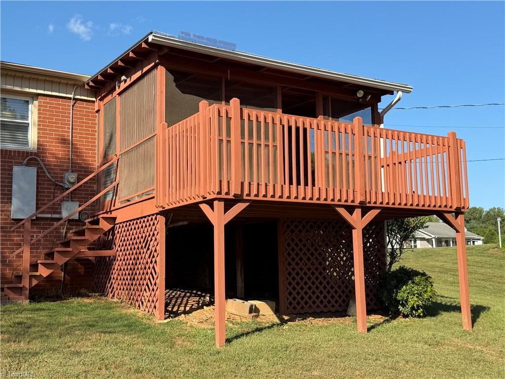 Stick/Site Built at 1516 W Fairfield Drive, Mount Airy NC 27030, Mount Airy, photo 15 of 68