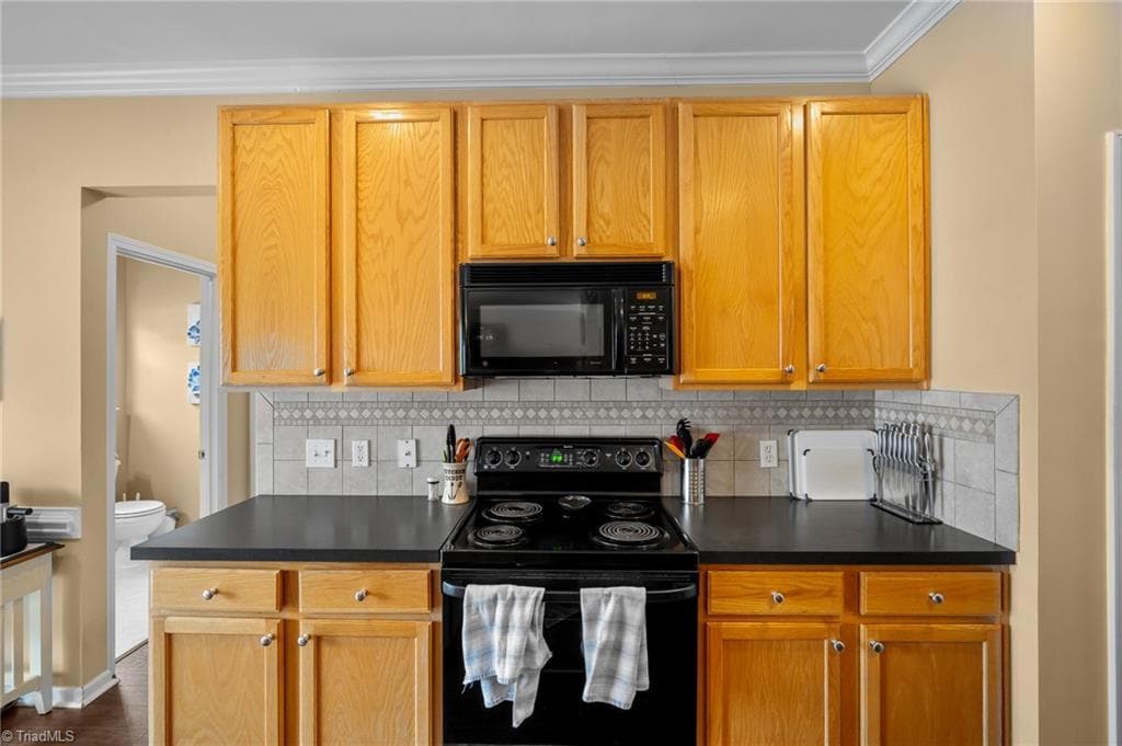 Stick/Site Built at 4236 Laurel Ridge Circle, Winston-Salem NC 27107, photo 20 of 36