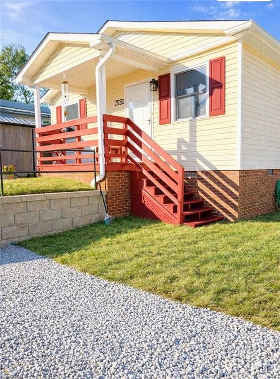 Stick/Site Built at 1930 Wood Avenue, Burlington NC 27215, Burlington, photo 2 of 27