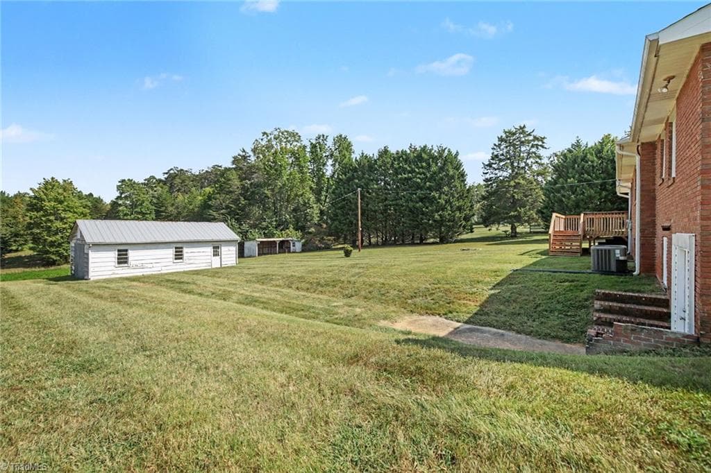 Stick/Site Built at 6025 Skylark Road, Pfafftown NC 27040, Pfafftown, photo 24 of 24