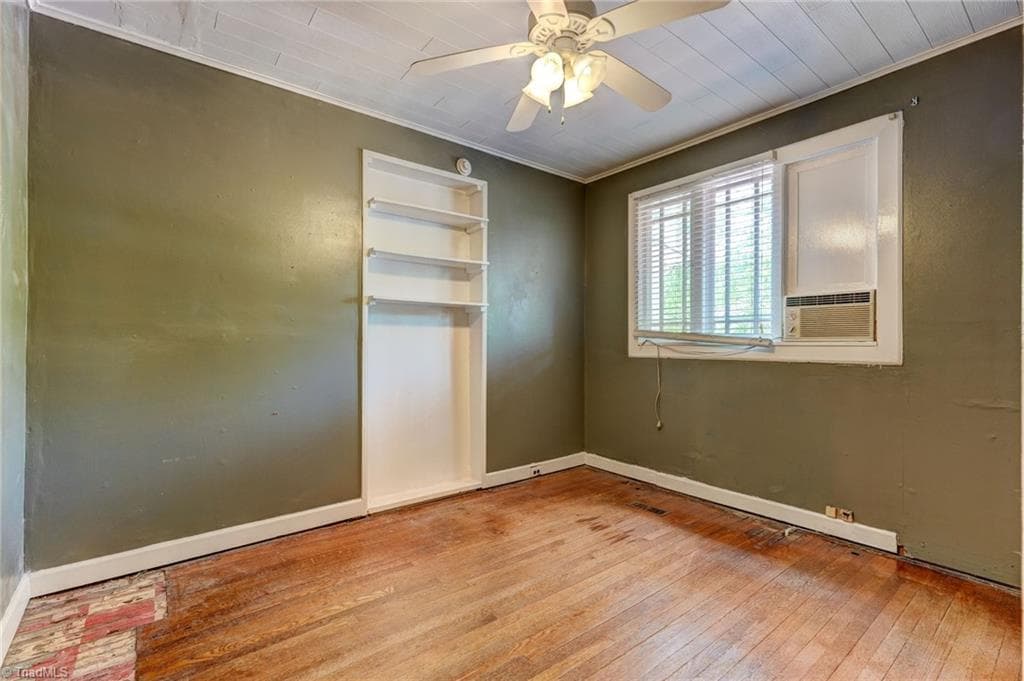 Office at 811 N Elm Street, Greensboro NC 27401, Greensboro, photo 43 of 88