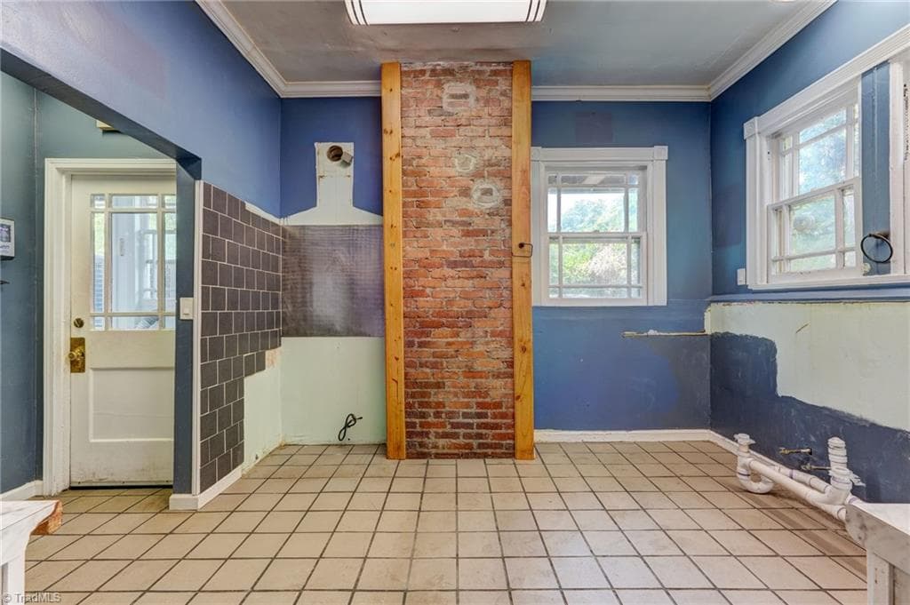 Office at 811 N Elm Street, Greensboro NC 27401, Greensboro, photo 39 of 88