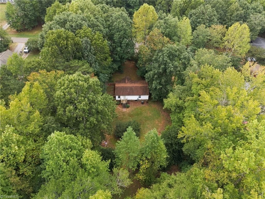 Manufactured Home at 5209 Timber Creek Court, Kings Mountain NC 28086, Kings Mountain, photo 2 of 27