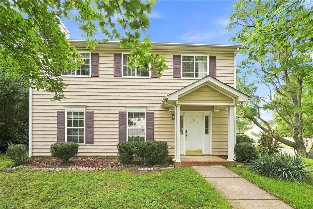 1495 Fiddlers Knoll Drive, Kernersville NC 27284