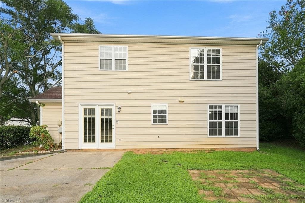 Stick/Site Built at 1495 Fiddlers Knoll Drive, Kernersville NC 27284, photo 19 of 22
