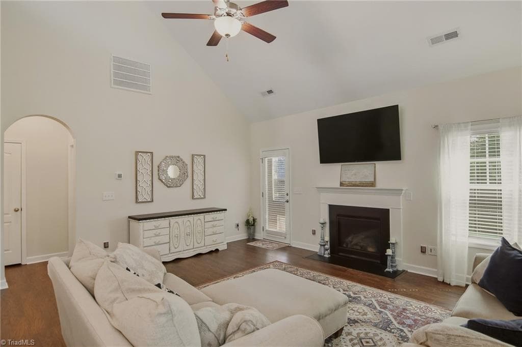 Stick/Site Built at 4558 Jasper Ridge Drive, Clemmons NC 27012, photo 4 of 31