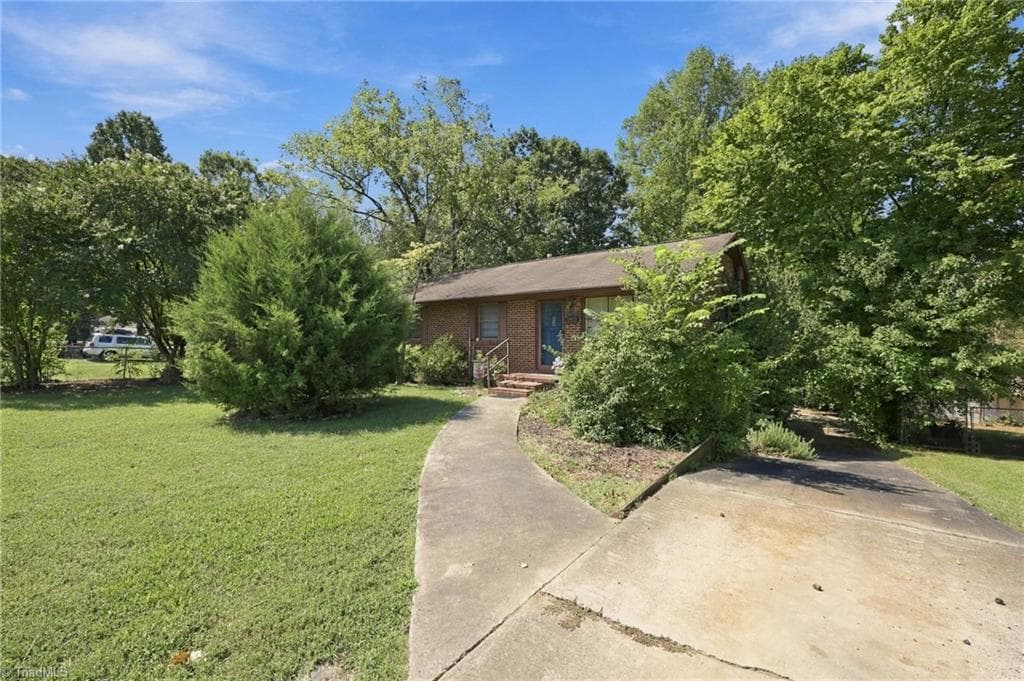 Stick/Site Built at 414 Tryon Street, Burlington NC 27217, Burlington, photo 3 of 74