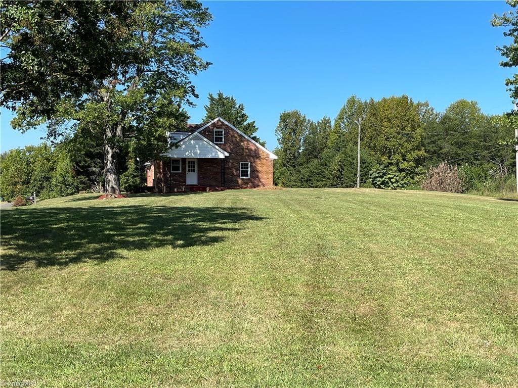 Stick/Site Built at 539 Athey Simmons Road, Mount Airy NC 27030, Mount Airy, photo 45 of 56