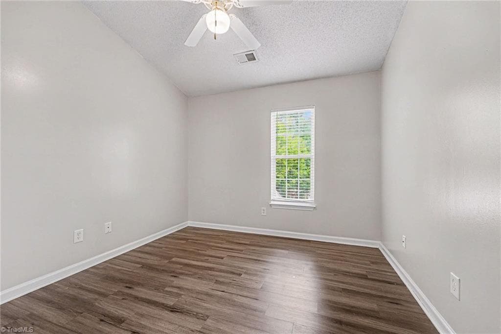 Stick/Site Built at 2044 Waterstone Lane, High Point NC 27265, photo 20 of 27