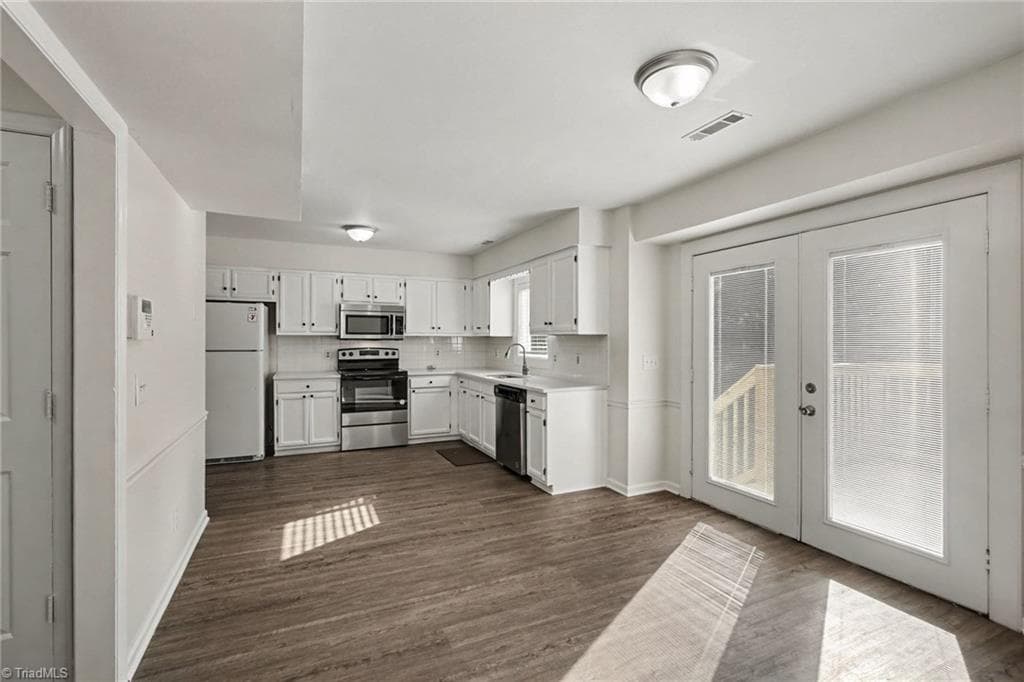 Stick/Site Built at 2500 Newington Court, Clemmons NC 27012, Clemmons, photo 15 of 32