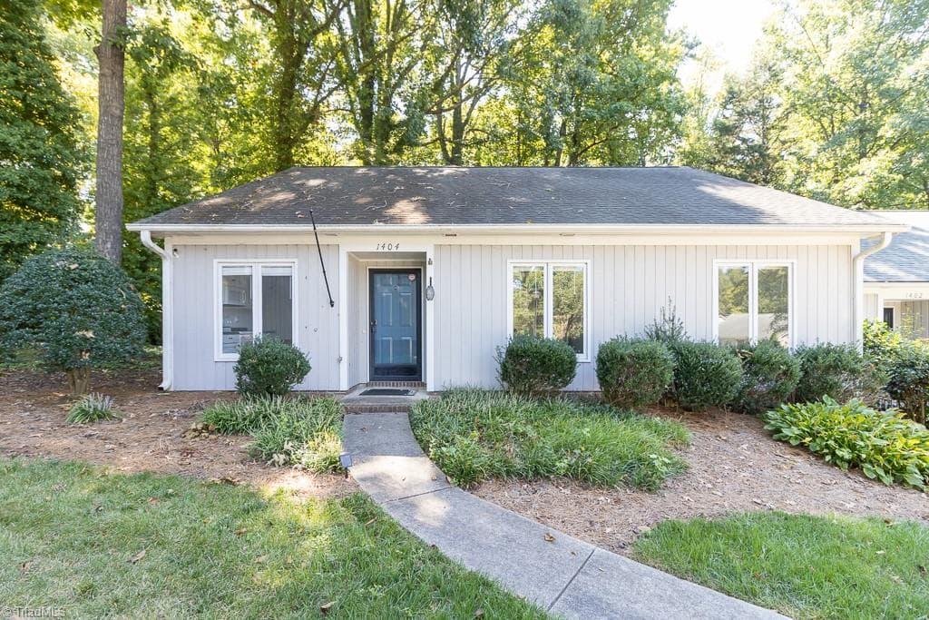 1404 Grantland Place, Greensboro NC 27410