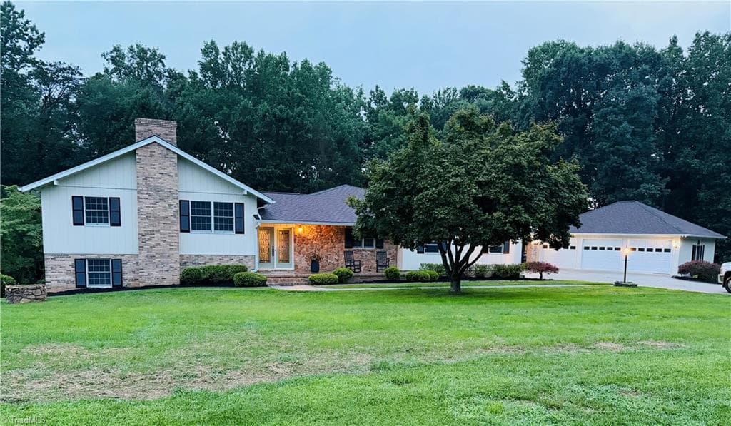 Stick/Site Built at 321 Pineview Drive, Mount Airy NC 27030, photo 2 of 50