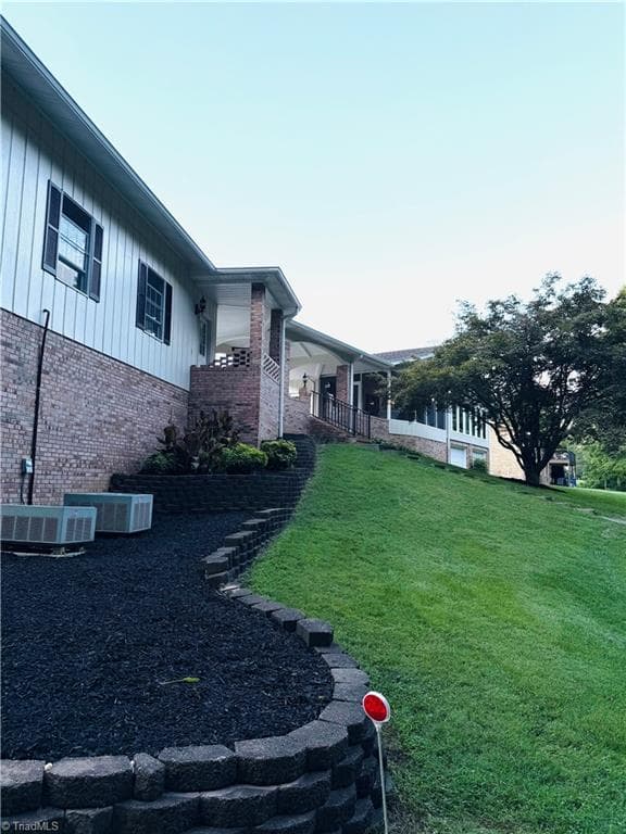 Stick/Site Built at 321 Pineview Drive, Mount Airy NC 27030, photo 18 of 50