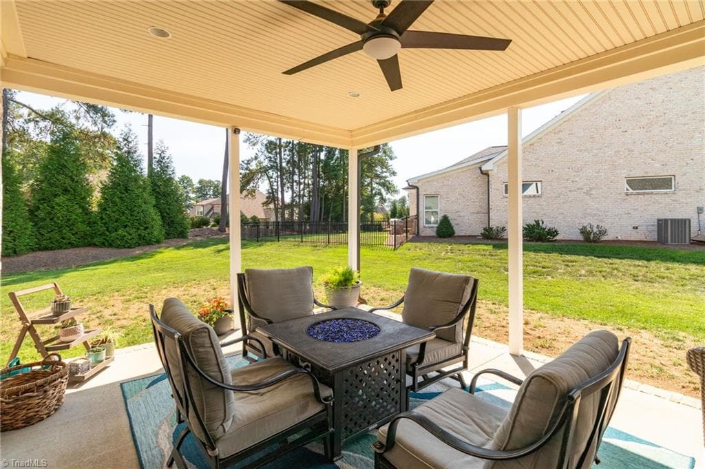Stick/Site Built at 428 Wentworth Drive, Winston-Salem NC 27107, Winston-Salem, photo 71 of 84
