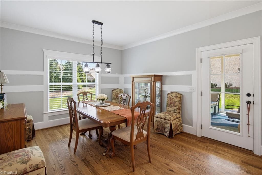 Dining area adjacent to the kitchen - 428 Wentworth Drive, Winston-Salem NC 27107, Winston-Salem