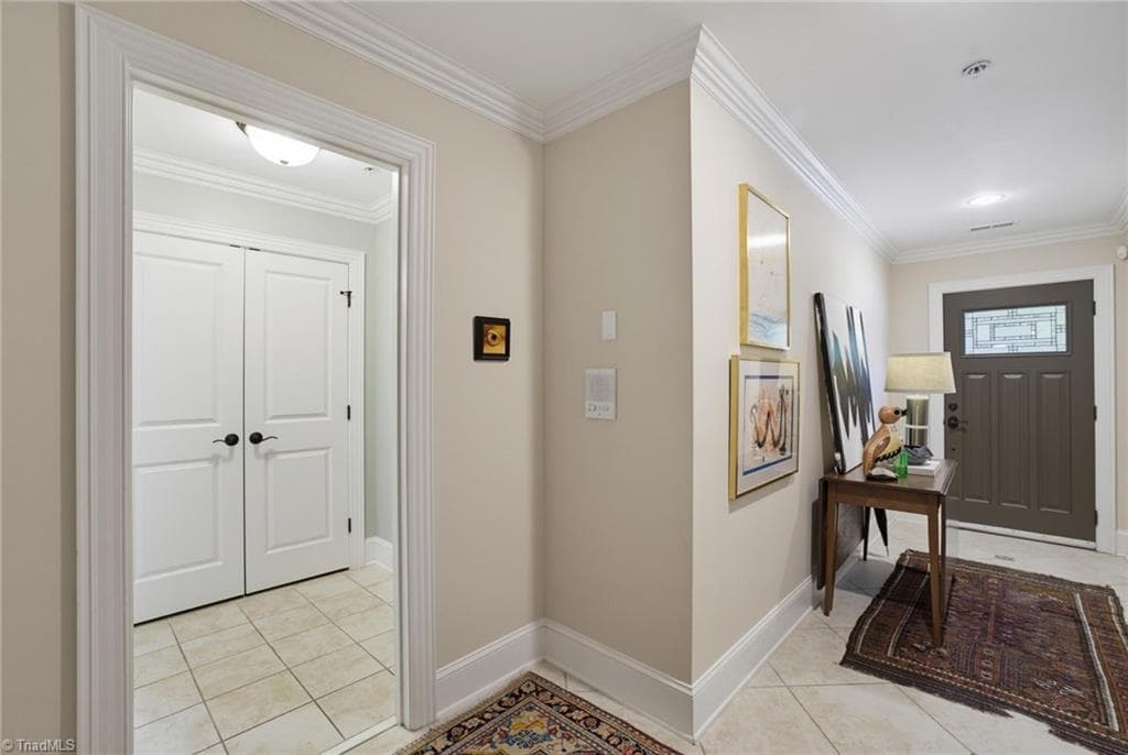 Stick/Site Built at 614 Bellemeade Street, Greensboro NC 27401, photo 6 of 38
