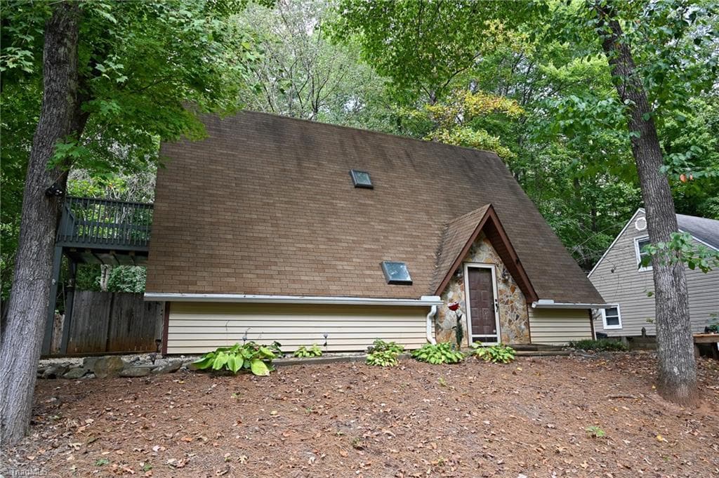 Stick/Site Built at 1469 Old Town Road, Winston-Salem NC 27106, Winston-Salem, photo 2 of 31