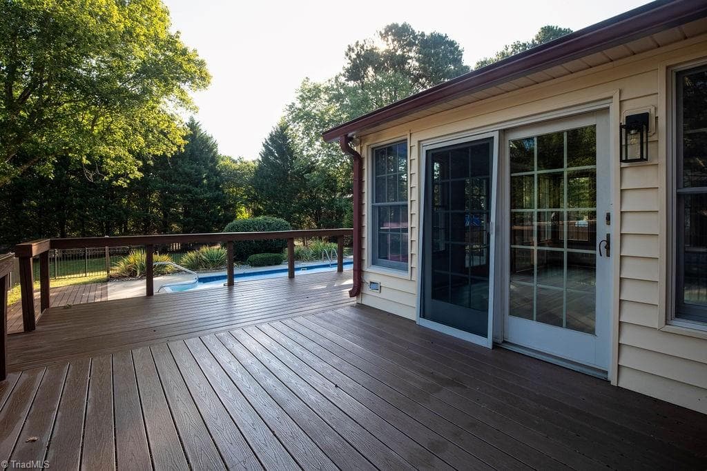 Stick/Site Built at 4302 Oak Hollow Drive, High Point NC 27265, photo 26 of 32