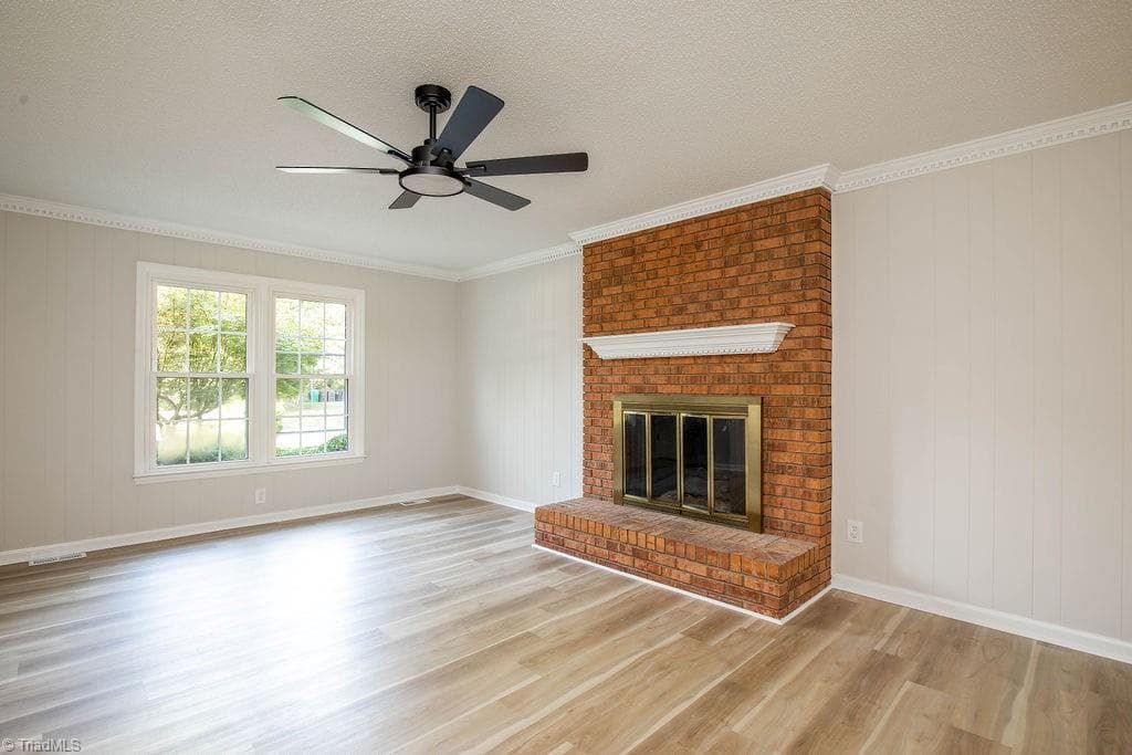 Stick/Site Built at 4302 Oak Hollow Drive, High Point NC 27265, photo 3 of 32