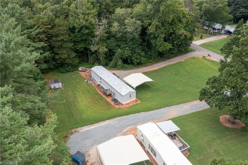 Manufactured Home at 7454 Olin Road, Pfafftown NC 27040, photo 4 of 4