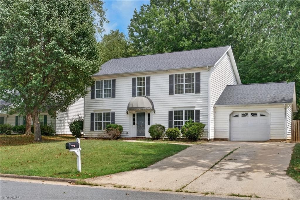 Stick/Site Built at 1817 Kildare woods Drive, Greensboro NC 27407, photo 2 of 34