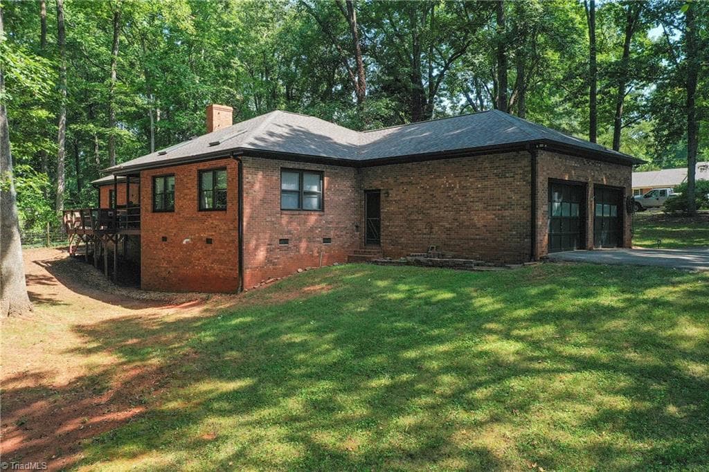 Stick/Site Built at 4320 Woodbourne Drive, Clemmons NC 27012-9132, Clemmons, photo 34 of 43