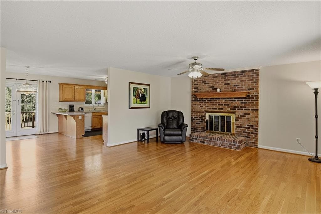 Stick/Site Built at 2301 Griffith Road, Winston-Salem NC 27103, Winston-Salem, photo 9 of 86