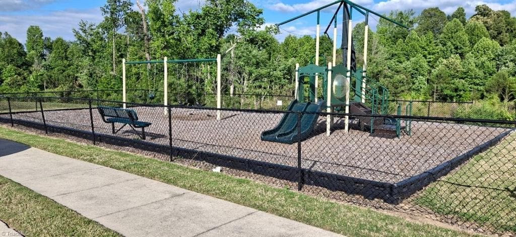 Stick/Site Built at 134 Pillow Lane, Burlington NC 27217, Burlington, photo 21 of 23
