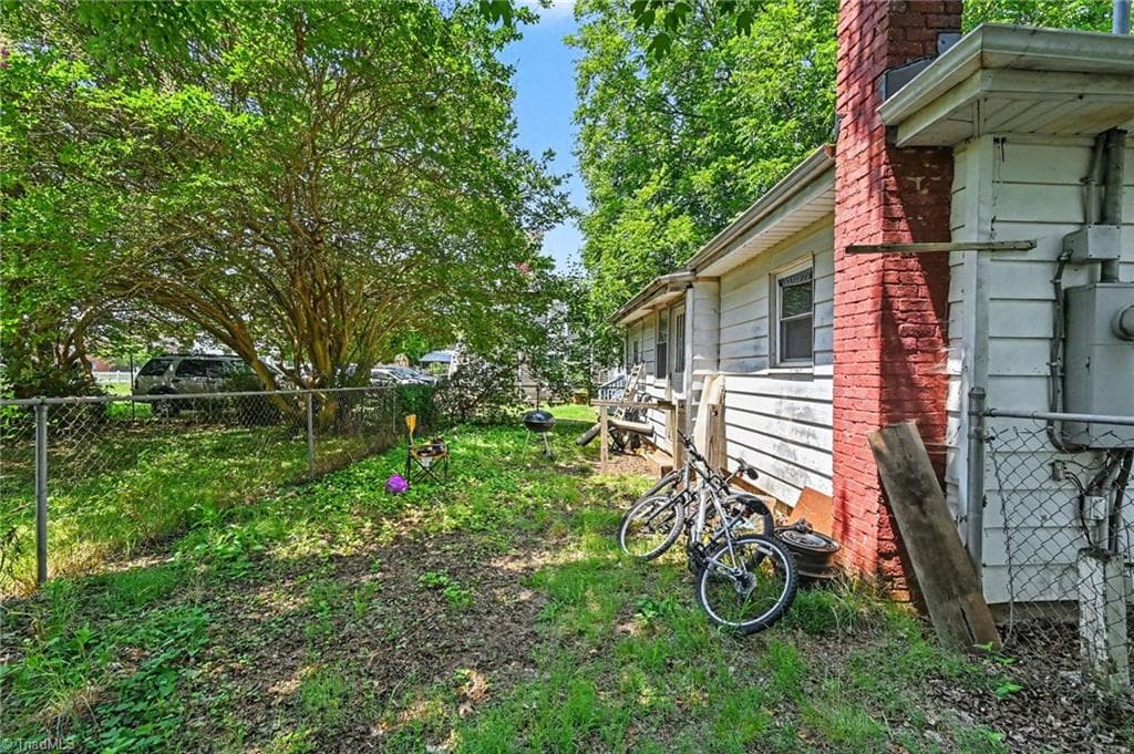 Stick/Site Built at 506 S Flanner Street, Burlington NC 27215, Burlington, photo 6 of 8