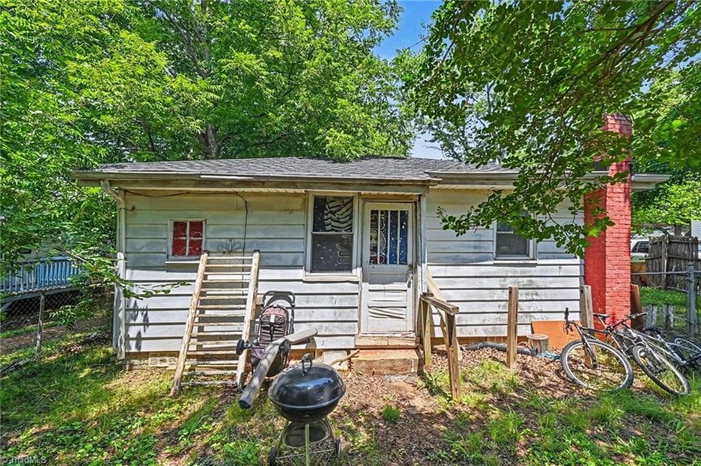 Stick/Site Built at 506 S Flanner Street, Burlington NC 27215, Burlington, photo 7 of 8