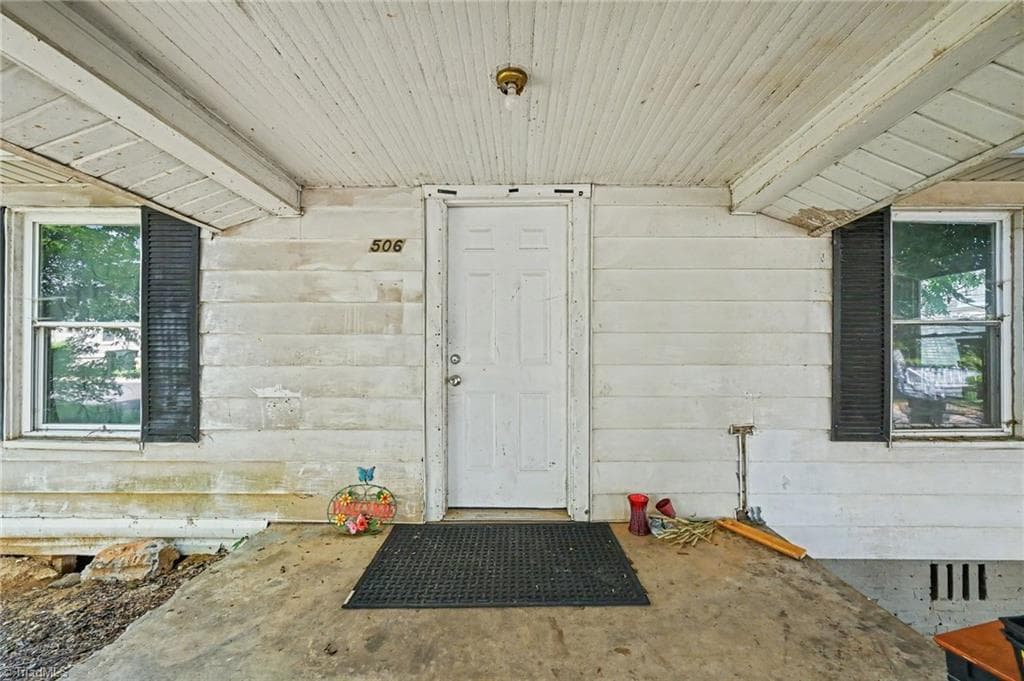 Stick/Site Built at 506 S Flanner Street, Burlington NC 27215, Burlington, photo 4 of 8