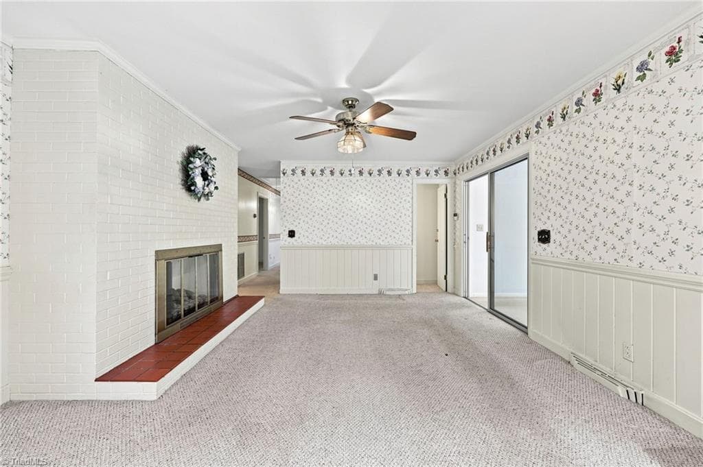 dining/den - 2036 E Pine Street, Mount Airy NC 27030, Mount Airy