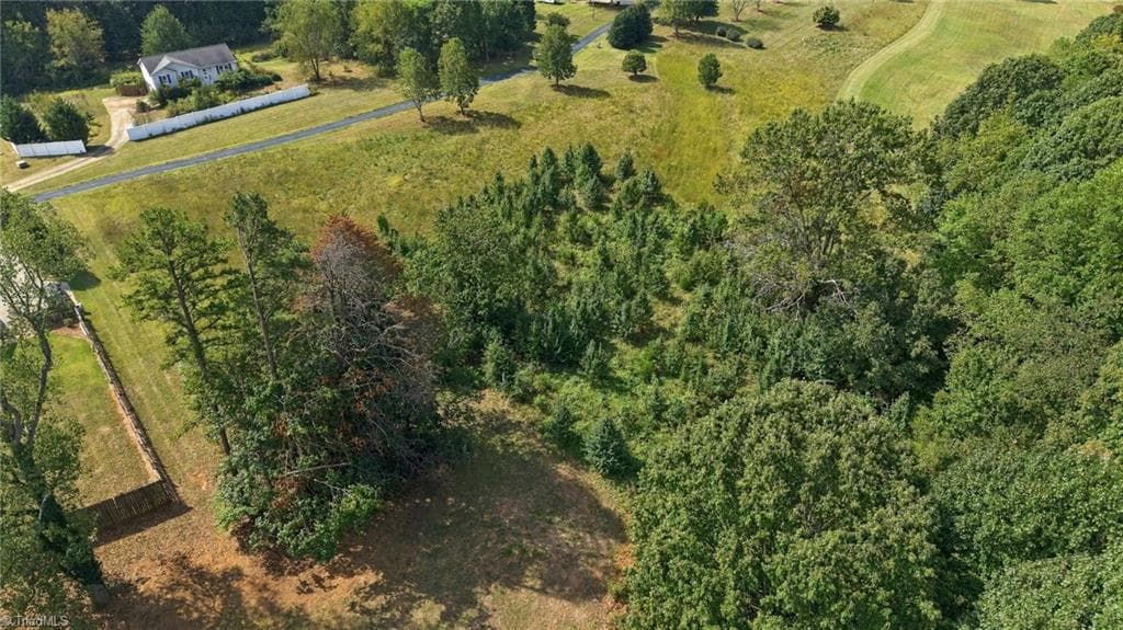 Single Family Residence at 3337 Coventry Forest Lane, King NC 27021, photo 14 of 17